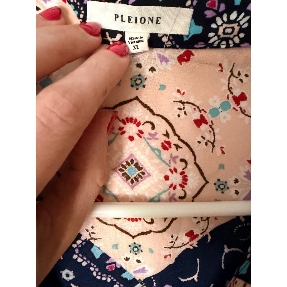 Pleione Womens XL Patchwork Medallion Print Surplice Wrap Blouse LongSleeve Navy - Picture 4 of 5